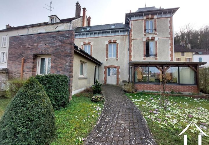 Villa a Tonnerre, Yonne, Tonnerre - € 285.000 | Ref: -bh5672H - foto 1