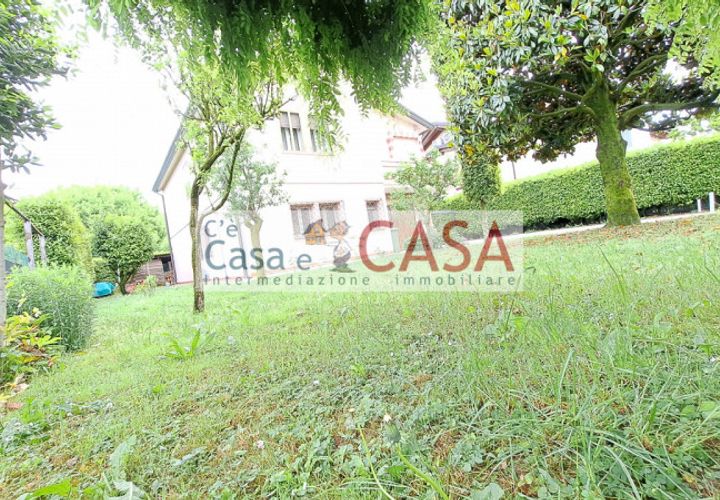 Villa a Selvazzano Dentro, Padua, Selvazzano Dentro - € 345.000 | Ref: V18 - foto 1