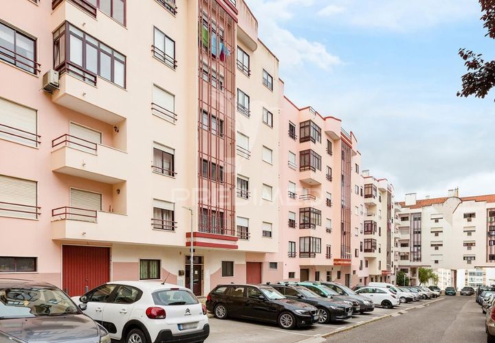Lejlighed i Odivelas, Lisbon, Odivelas - € 437.500 | Ref: 060549 - foto 1