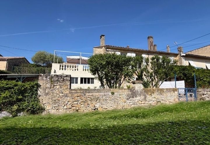 Landsbyhus i Sainte-Colombe, Gironde, Sainte-Colombe - € 239.000 | Ref: 830032601812 - foto 1