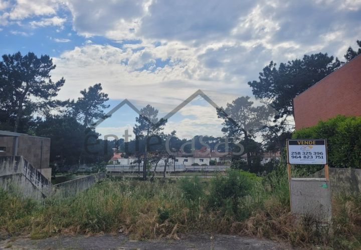 Helårsgrund i Darque, Viana do Castelo, Darque - € 450.000 | Ref: C0236/00383 - foto 1