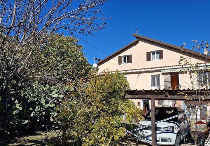 Villa a Vallecrosia, Imperia, Vallecrosia - € 390.000 | Ref: v10277 - foto 1