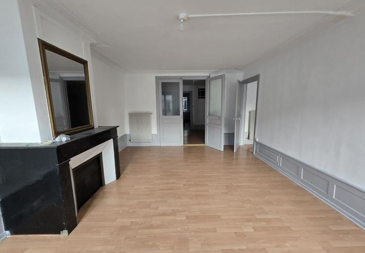 Apartament a Nancy, Meurthe-et-Moselle, Nancy - € 650/mes | Ref: 2971 - foto 1