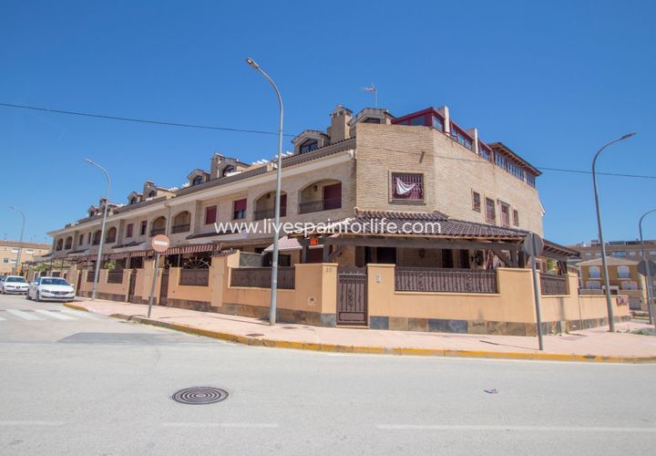 Rekkehus i Albatera, Alicante, Albatera - € 290 000 | Ref: ALBA BUN-D - foto 1