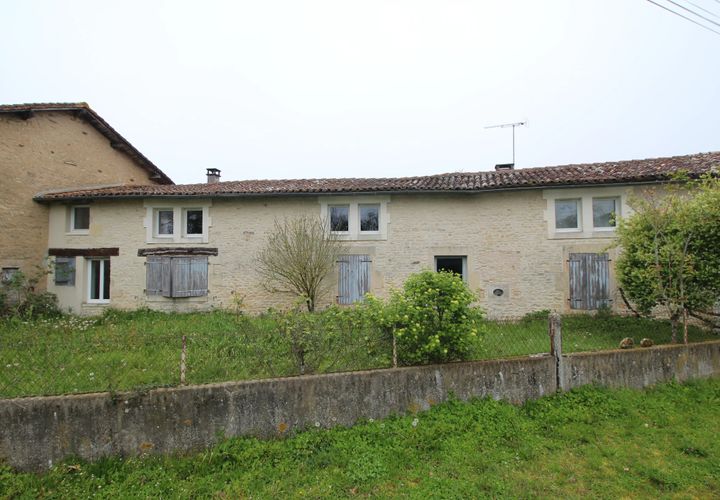Villa a Chassiecq, Charente, Chassiecq - € 224.700 | Ref: BVI85081 - foto 1
