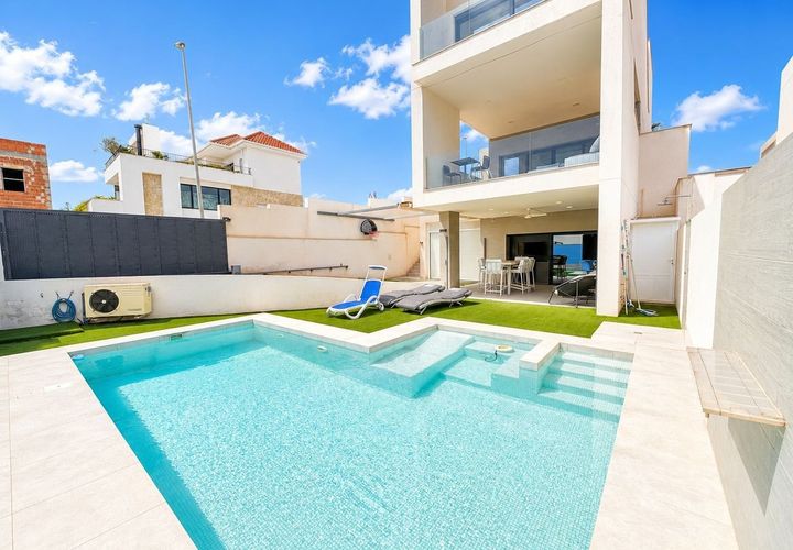 Villa a Ciudad Quesada, Alicante, Ciudad Quesada - € 795.995 | Ref: 780018 - foto 1