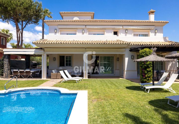 Villa a Estepona, Malaga, Estepona - € 2.200.000 | Ref: 223040 - foto 1
