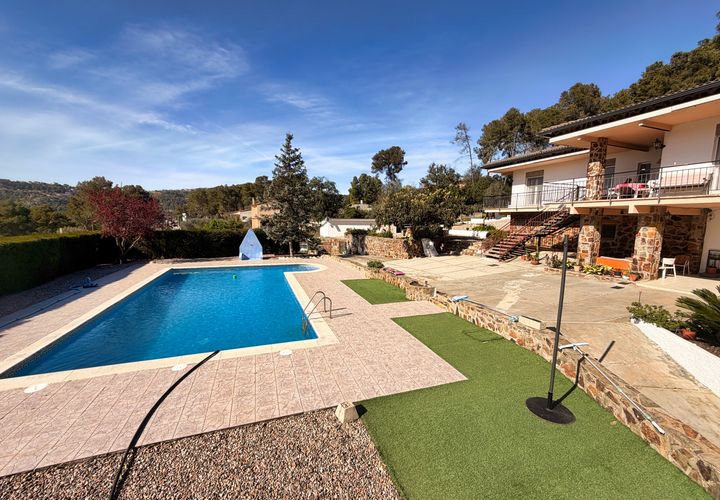 Byhus i Barcelona, Barcelona, Barcelona - € 470.000 | Ref: 836818 - foto 1