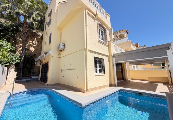 Villa a Las Ramblas Golf, Alicante, Las Ramblas Golf - € 329.995 | Ref: 13824 - foto 1