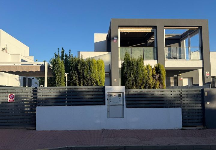 Byhus i Torrevieja, Alicante, Torrevieja - € 349.900 | Ref: MCO-60479 - foto 1