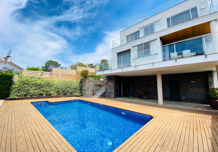 Villa a Lloret De Mar, Gerona, Lloret De Mar - € 950.000 | Ref: LM34 - foto 1