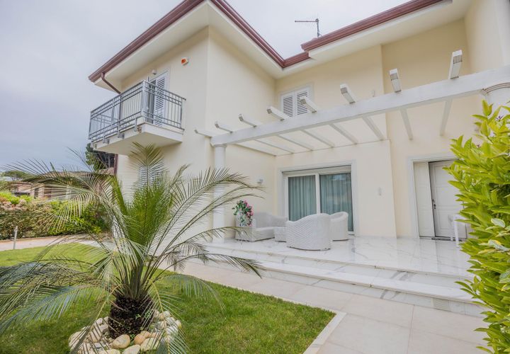 Villa i Pietrasanta, Lucca, Pietrasanta - € 1.400.000 | Ref: R05307PIVI - foto 1