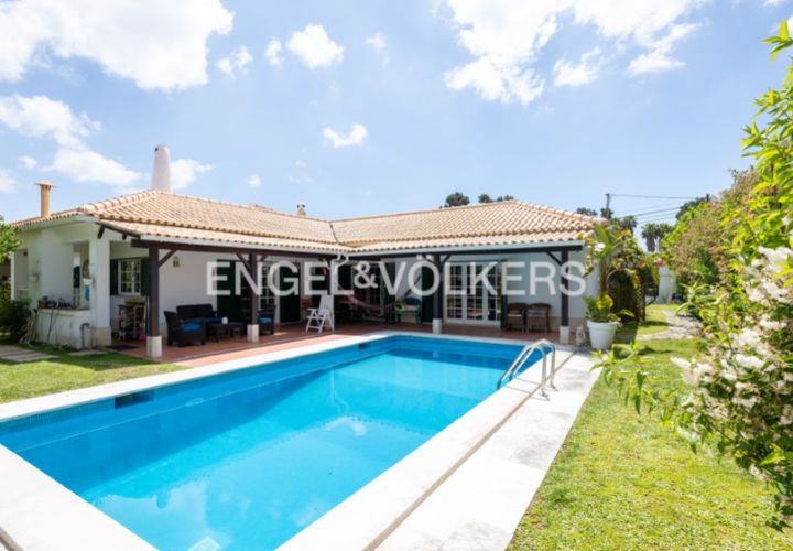 Villa i Corroios, Setubal, Corroios - € 1.450.000 | Ref: W-049QH9 - foto 1