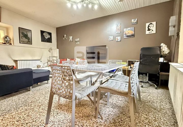 Villa i Chusclan, Gard, Chusclan - € 175.000 | Ref: 87020993 - foto 1