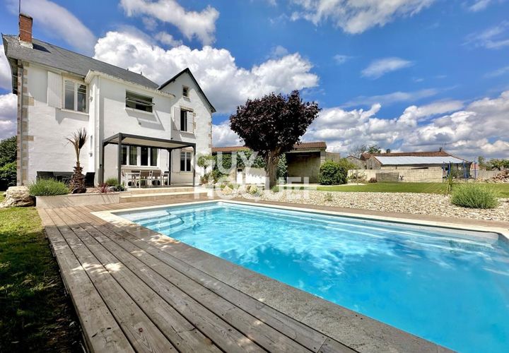 Villa a Doix, Vendee, Doix - € 356.800 | Ref: 6782 - foto 1