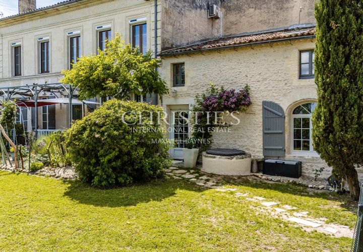 Villa a Saint-Estephe, Gironde, Saint-Estephe - € 1.100.000 | Ref: VE2012 - foto 1