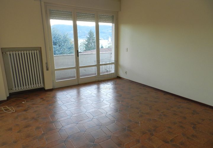 Apartament a Lucca, Lucca, Lucca - € 830/mes | Ref: AF00935-1 - foto 1