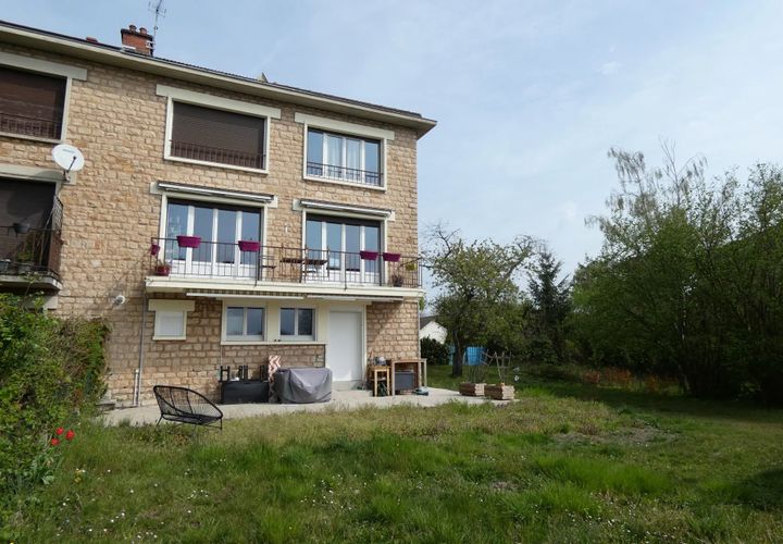 Byhus i Le Creusot, Saone-et-Loire, Le Creusot - € 164.900 | Ref: 86909263 - foto 1