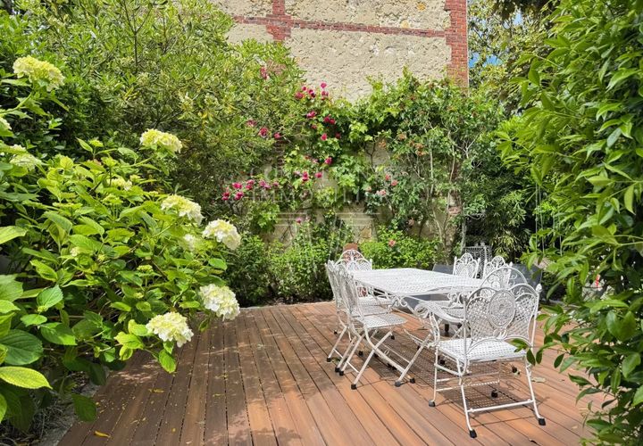 Villa a Deauville, Calvados, Deauville - € 1.664.000 | Ref: 87029604 - foto 1