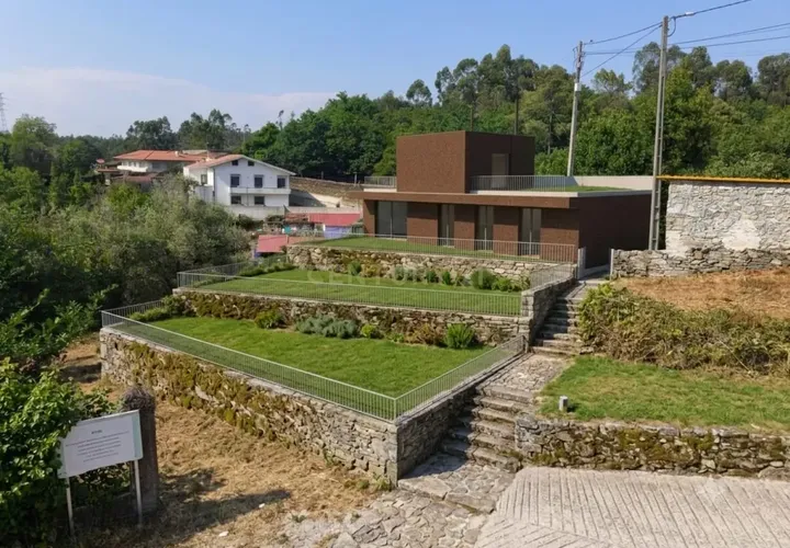 Terra a Santo Tirso, Porto, Santo Tirso - € 80.000 | Ref: C0393-01541 - foto 1