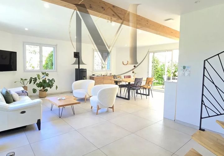 Villa i Lescar, Pyrenees-Atlantiques, Lescar - € 462.000 | Ref: 87010425 - foto 1