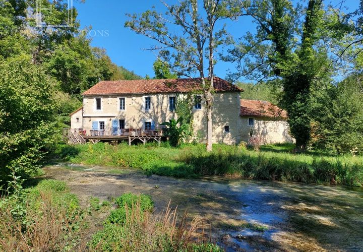 Masia a Bourdeilles, Dordogne, Bourdeilles - € 624.000 | Ref: E 2986 - foto 1