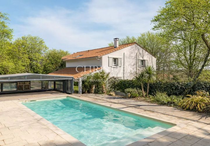 Villa a Latresne, Gironde, Latresne - € 1.260.000 | Ref: VP1129 - foto 1