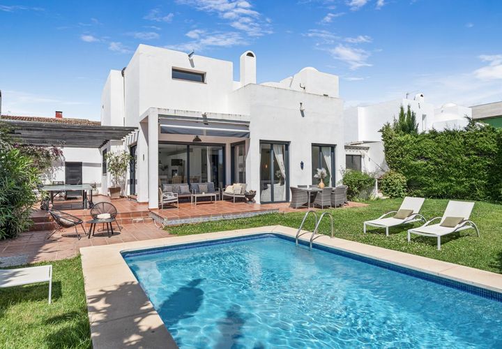 Villa a Marbella, Malaga, Marbella - € 1.400.000 | Ref: OL626Sena - foto 1