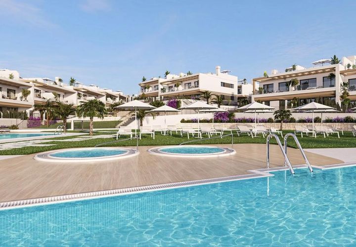 Bungalou a Torrevieja, Alicante, Torrevieja - € 272.000 | Ref: 489006 [COMPLEX: 466661] - foto 1