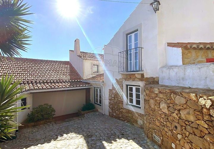 Villa a Sintra, Lisbon, Sintra - € 380.000 | Ref: 121021171-102 - foto 1