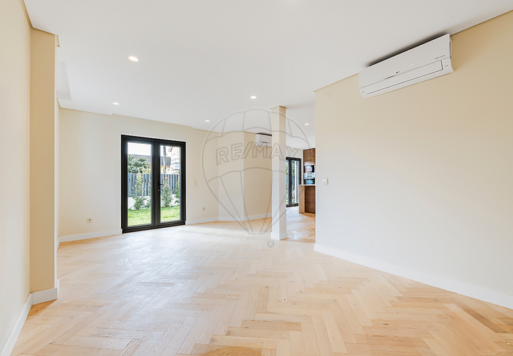 Villa en Cascais, Lisbon, Cascais - € 1.090.000 | Ref: 121021264-298 - photo 1