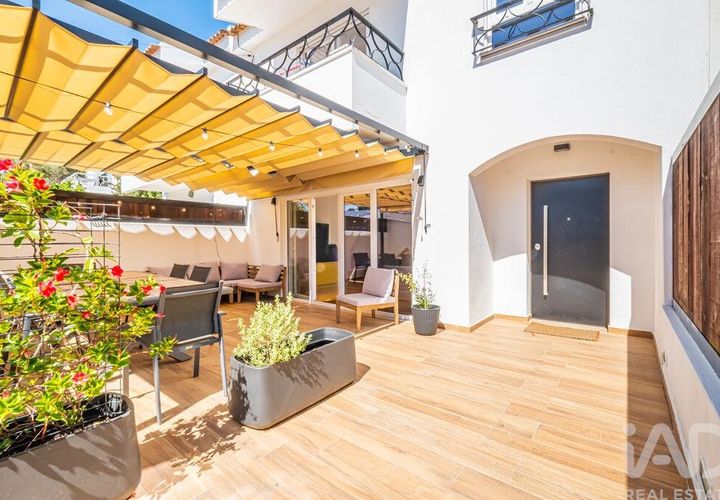 Rækkehus i Almada, Setubal, Almada - € 750.000 | Ref: 856894 - foto 1