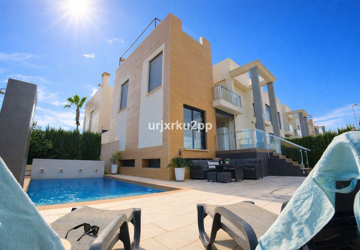 Byhus i La Zenia, Alicante, La Zenia - € 590.000 | Ref: CSPX-81333 - foto 1