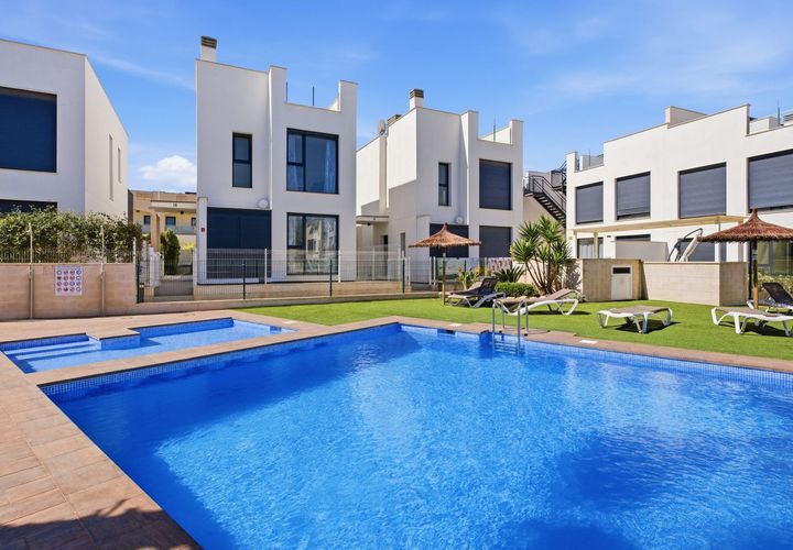 Villa i Punta Prima, Alicante, Punta Prima - € 429.000 | Ref: CSPX-30455 - foto 1