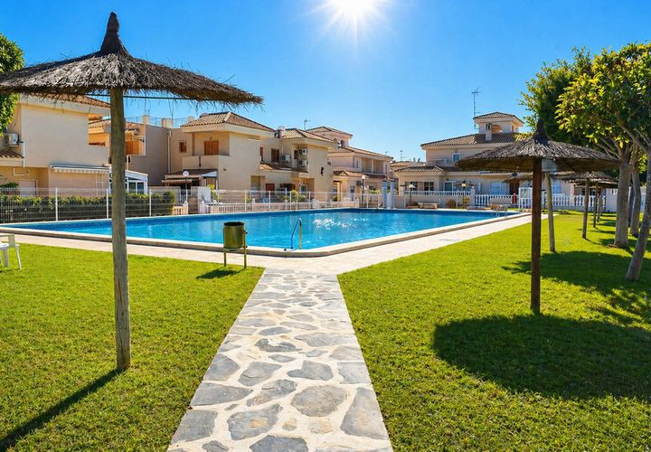 Lejlighed i Playa Flamenca, Alicante, Playa Flamenca - € 185.000 | Ref: CSPX-95615 - foto 1