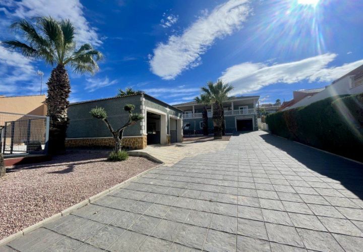 Villa i Rojales, Alicante, Rojales - € 735.000 | Ref: MLSC7194873/13477 - foto 1