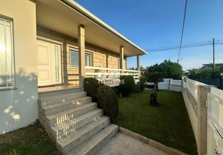 Villa i Vila Verde, Braga, Vila Verde - € 400.000 | Ref: A018-0119 - foto 1