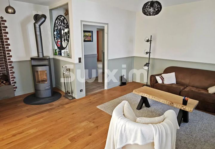 Villa i Dole, Jura, Dole - € 325.000 | Ref: 19352FB - foto 1