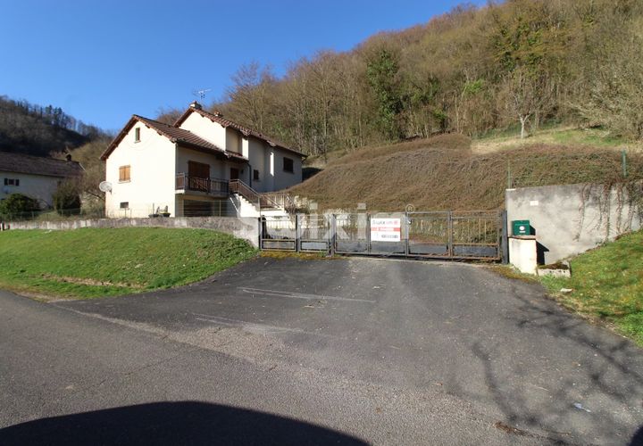 Landejendom i Saint-Hippolyte, Doubs, Saint-Hippolyte - € 130.000 | Ref: 70551GL - foto 1