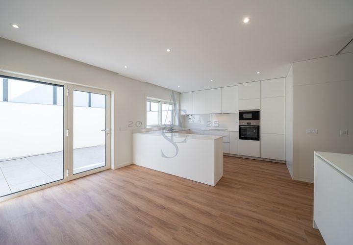 Byhus i Lousada, Porto, Lousada - € 415.000 | Ref: 0014/V3LSD - foto 1