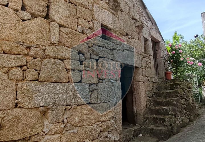 Villa i Viseu, Viseu, Viseu - € 30.000 | Ref: 2234/V - foto 1