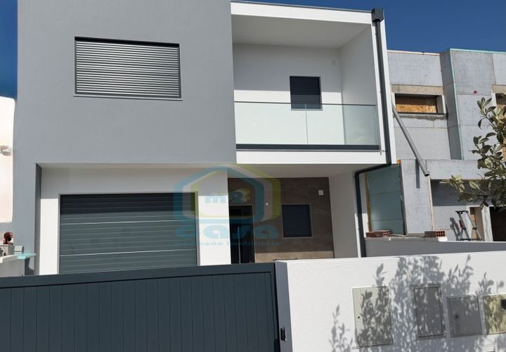 Villa i Torres Vedras, Lisbon, Torres Vedras - € 480.000 | Ref: CAS_249 - foto 1