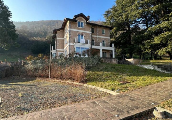 Villa a Piovene Rocchette, Vicenza, Piovene Rocchette - € 980.000 | Ref: DV117 - foto 1