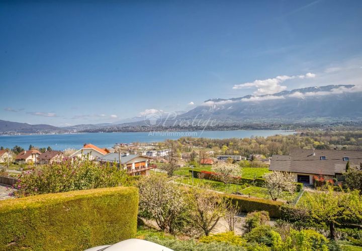 Villa a Aix-les-Bains, Savoie, Aix-les-Bains - € 890.000 | Ref: 87025170 - foto 1