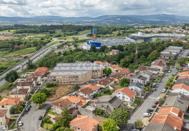 Terreno en Braga, Braga, Braga - € 110.000 | Ref: ZMPT589095 - photo 1