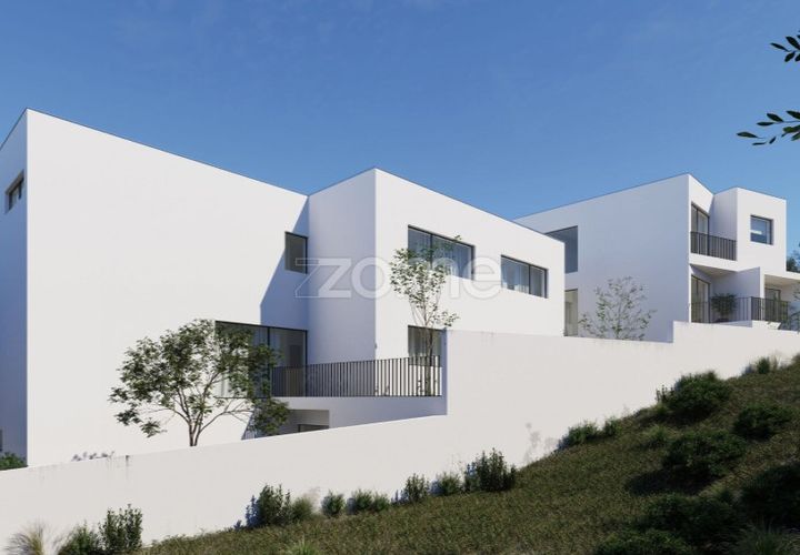 Villa en Paredes, Porto, Paredes - € 499.000 | Ref: ZMPT561831 - photo 1