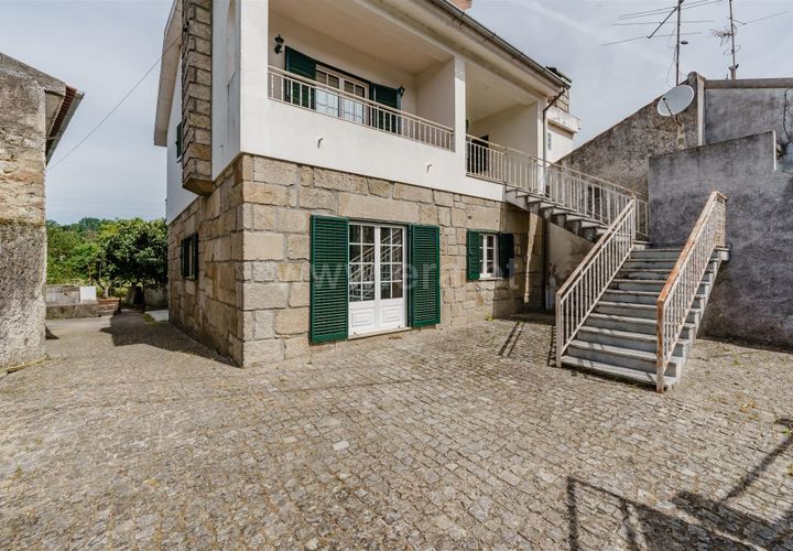 Villa i Seia, Guarda, Seia - € 300.000 | Ref: 382260045 - foto 1