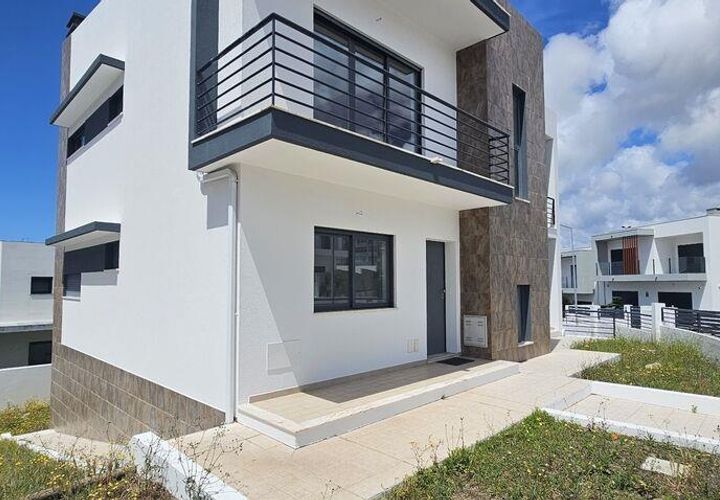 Byhus i Almada, Setubal, Almada - € 695.000 | Ref: 925248 - foto 1