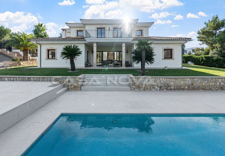 Villa i Santa Ponsa, Mallorca, Santa Ponsa - € 4.750.000 | Ref: 2403915 - foto 1
