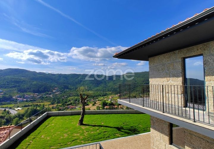 Villa a Amarante, Porto, Amarante - € 3.000/mes | Ref: ZMPT589078 - foto 1